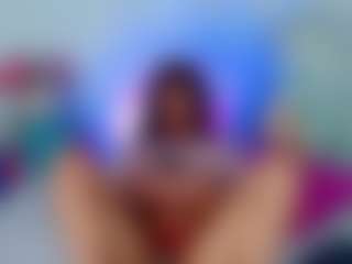 alanna-dollsx's Live Sex Cam Show