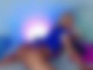 alanna-dollsx's Live Sex Cam Show
