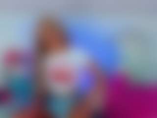alanna-dollsx's Live Sex Cam Show