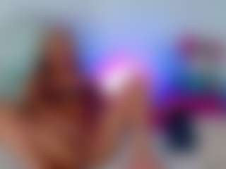 alanna-dollsx's Live Sex Cam Show