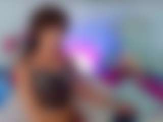 alanna-dollsx's Live Sex Cam Show