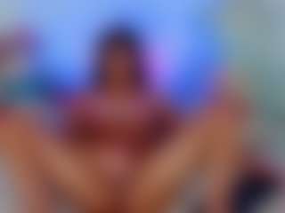 alanna-dollsx's Live Sex Cam Show