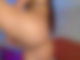 Live cam show with alanna-dollsx - Small Tits on AdultVida.com