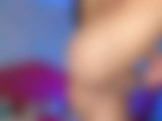 alanna-dollsx's Live Sex Cam Show