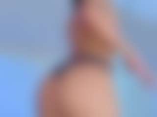 alanna-dollsx's Live Sex Cam Show