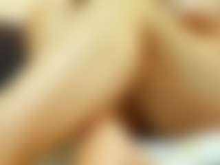 BetLu's Live Sex Cam Show