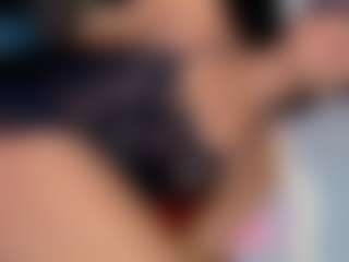 Live cam show with carolinna-doll - Tease on StripNow