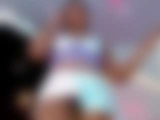 Live cam show with carolinna-doll - Chubby on livesuperchat.net