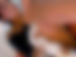 Spettacolo in cam dal vivo con carolinna-doll - Chubby su Camsoda