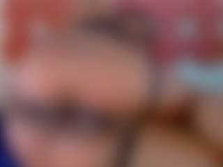 Live cam show with carolinna-doll - Lean on Camsoda