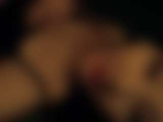 LunyTang's Live Sex Cam Show