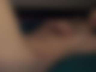 Live cam show with LunyTang - Petite on Camsoda