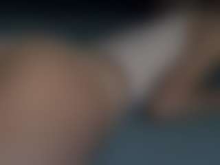 Live cam show with LunyTang - Asian Petite on Camming Site