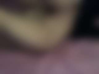 Live cam show with LunyTang - Bikini on CamwithHer