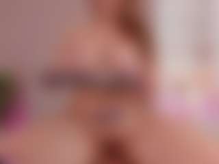 nathalyn-b's Live Sex Cam Show