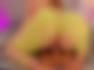 Live cam show with nathalyn-b - Solo on Camsoda