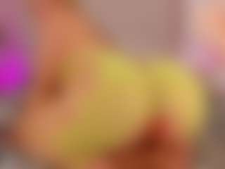 Live cam show with nathalyn-b - Oil on Camsoda