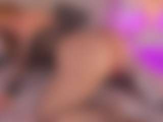 Live cam show with nathalyn-b - Dildo Or Vibrator on Camsoda Late Night