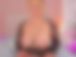 nathalyn-b's Live Sex Cam Show
