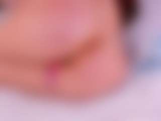 Live cam show with nathalyn-b - Shaved Pussy on Camsoda