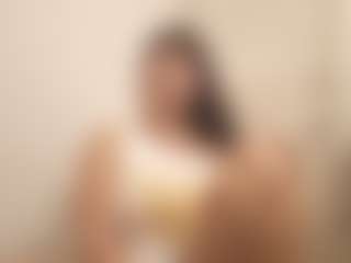 Live cam show with ROXOLANAASEXY - Amateur on Camming Site