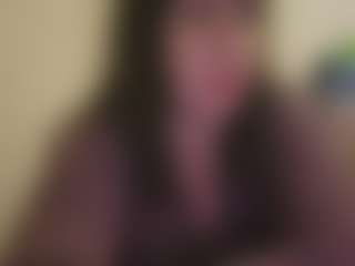 Live cam show with ROXOLANAASEXY - Mobile on SpunkLive