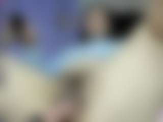 Live cam show with Veeronica-Smith - Camel Toe on AdultVida.com