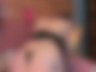 Live cam show with AMYJONNES - Body Massage on Free Soda