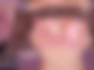 Live cam show with CandyGraces - Small Ass on Gym Cam Girls