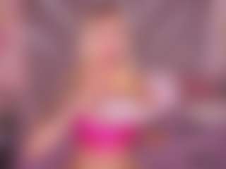 Live cam show with CandyGraces - Blue Eyes on luckytryst.com