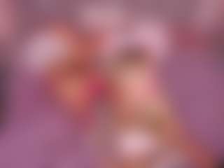 Live cam show with CandyGraces - Flashing on CamClone