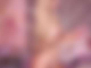 Live cam show with CandyGraces - Fingers on xxxlivecams.org