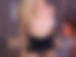 CandyGraces's Live Sex Cam Show