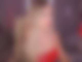 Live cam show with CandyGraces - Skinny on Mixed Magazine Live