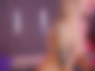 Live cam show with CandyGraces - Bedroom on fapnchat