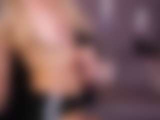Live cam show with CandyGraces - Bikini on SinfulBabes