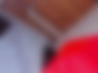 Live cam show with ebonyyhot - Average on friskycurves.com