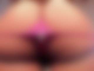 ebonyyhot's Live Sex Cam Show