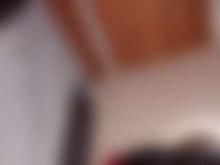Live cam show with ebonyyhot - Handjob on Big Tits