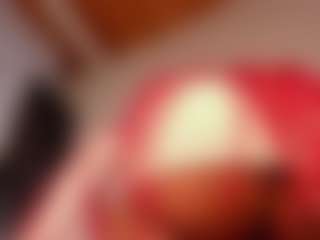 Live cam show with ebonyyhot - Spank Red Hair on SpunkLive