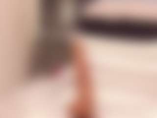 ebonyyhot's Live Sex Cam Show