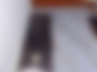 Live cam show with ebonyyhot - Athletic on Pornisteam.com