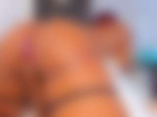 ebonyyhot's Live Sex Cam Show