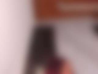 Live cam show with ebonyyhot - Flashing on Camsoda