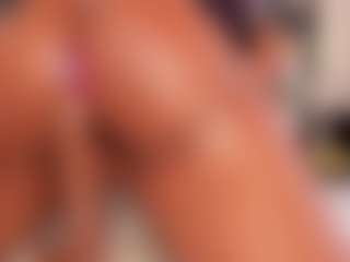 Spettacolo in cam dal vivo con ebonyyhot - Big Ass su Camsoda