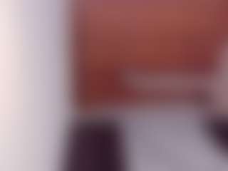 Live cam show with ebonyyhot - Brown Eyes on Dolls Live