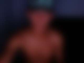 Show en direct avec sneiderthh - Big Cock sur Camsoda