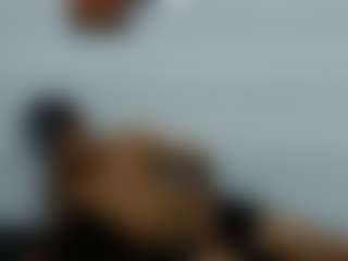 Live cam show with sneiderthh - Black Hair on CamwithHer