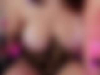 Live cam show with anyclark - Mature Young Adult on Camsoda