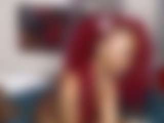 Live cam show with darkbarbieSortie - Moaning on StripNow